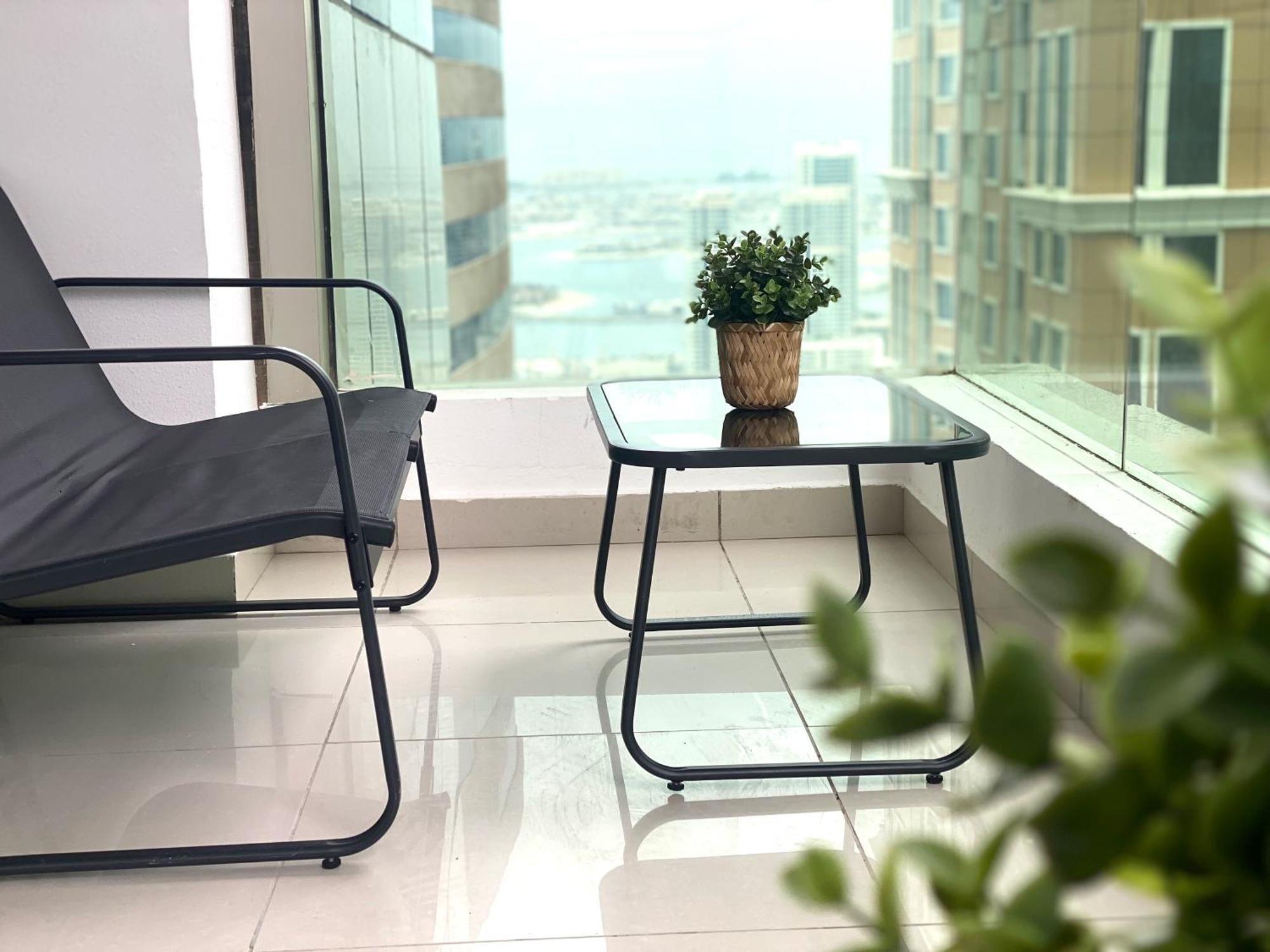 Skyline Haven In Marina Apartment Dubai