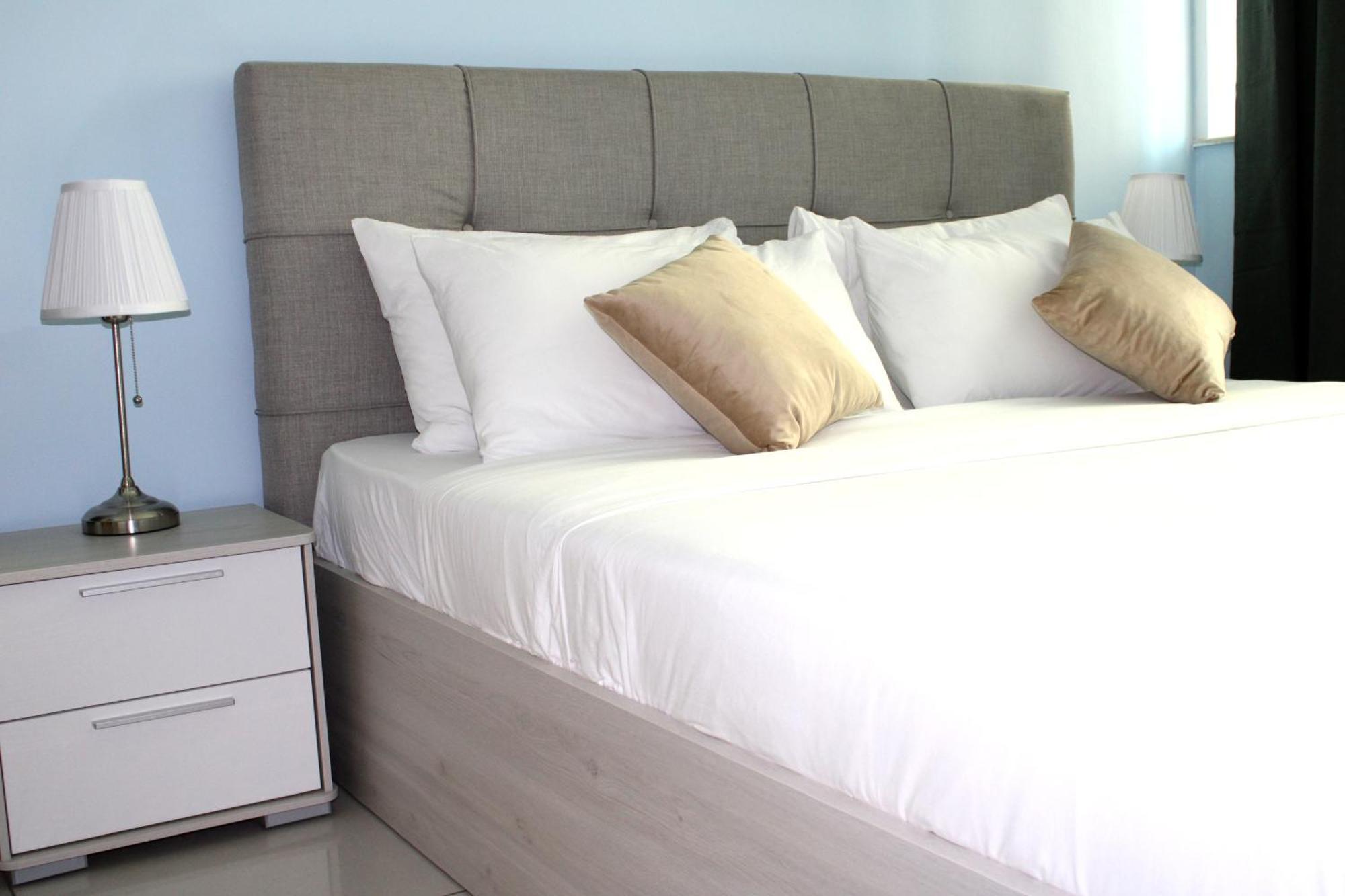 Skyline Haven In Marina Apartment Dubai
