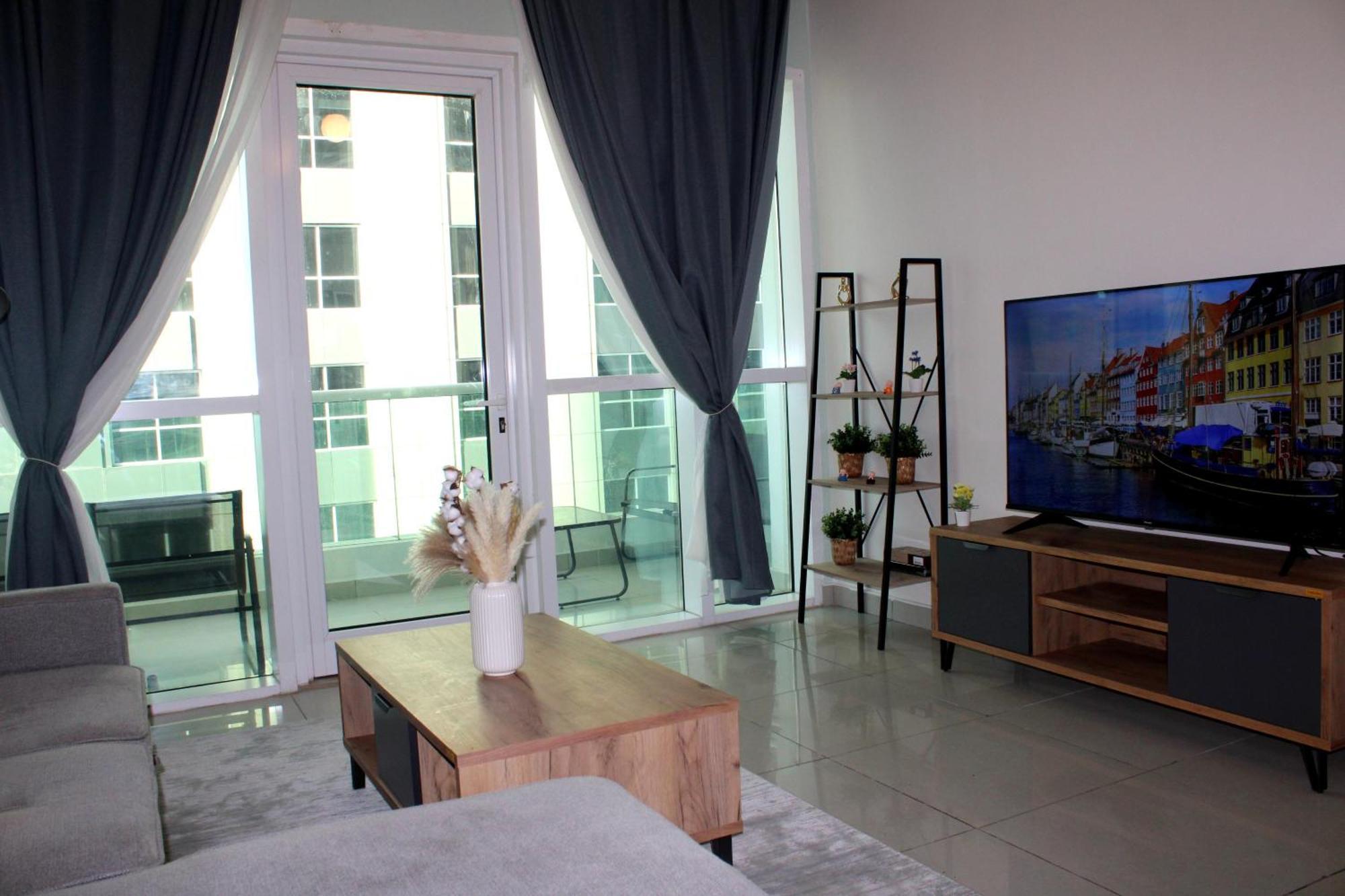 Skyline Haven In Marina Dubai
